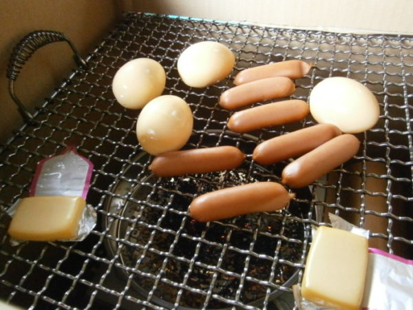 段ボールで燻製を楽しみました(・∀・)【ぷっこ流鶏ハムの作り方もご紹介】
