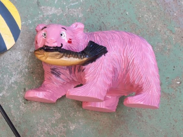 北海道の木彫りのクマをピンク☆リメイク