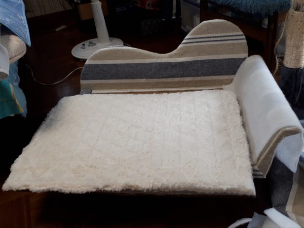 高齢シニア義弟まめちゃんの為に猫用ソファを手作りしてみた・その3【段ボールと100均商品でDIY】