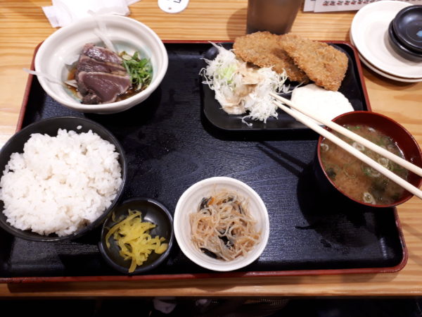 大阪へ夫婦デート。[行方不明展]と[梅田ダンジョン探索]