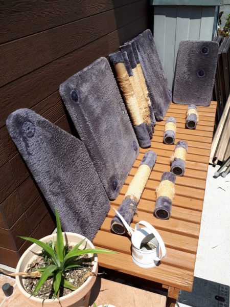 3代目キャットタワー購入。木製　掃除しやすい　毛付着なし