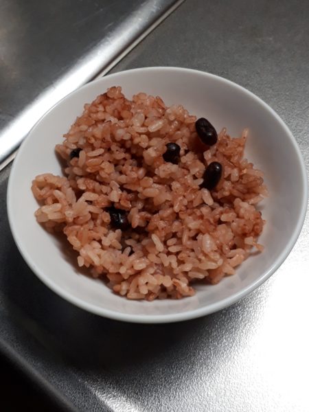 秋の味覚を楽しむクッキング 家庭菜園 サツマイモ カボチャ ケーキ くるみ サラダ 小豆 赤飯