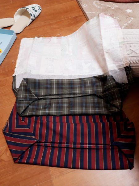 8ヶ月かかってようやく完成したエコバッグ(デカイ)　猫　シュール柄　簡単　頑丈